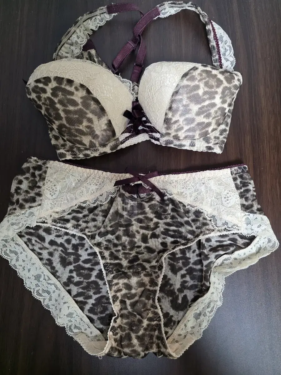 Eblin Bra and Panty Lingerie