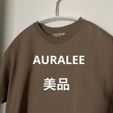 AURALEE 브라운 티셔츠 반팔