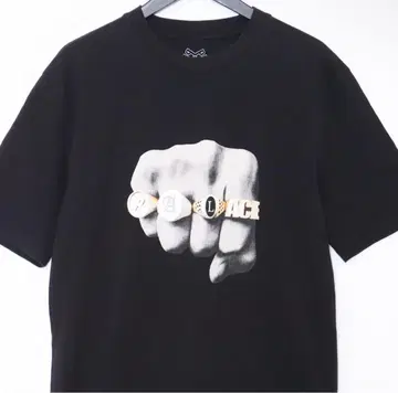 팔라스 티셔츠