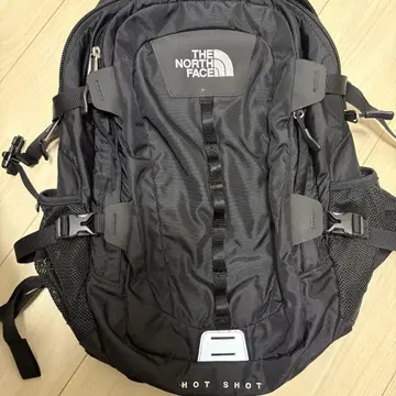 THE NORTH FACE HOT SHOT 블랙 백팩