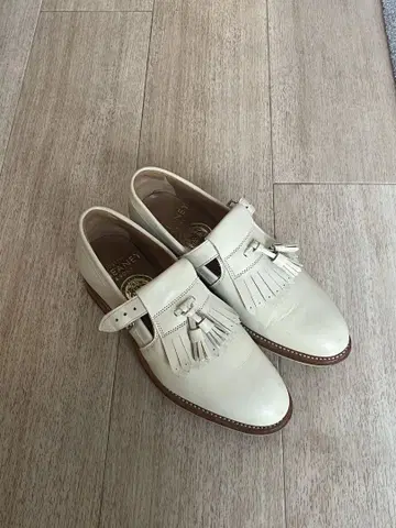 CHEANEY 태슬 로퍼