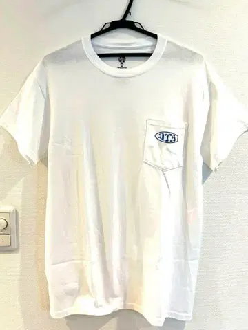 DOG TOWN D.T.S 화이트 포켓 부착 티셔츠 M