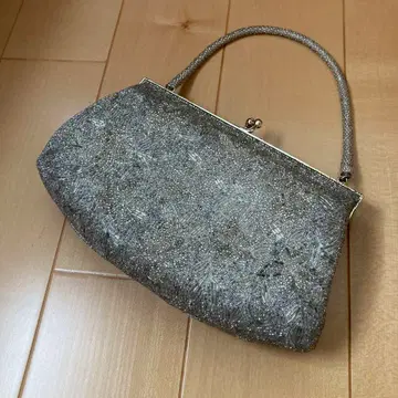 앤티크 실버 비즈 장식 클러치백