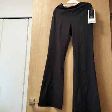Lululemon 블랙 플레어 팬츠