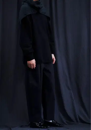URU 20ss 턱 팬츠