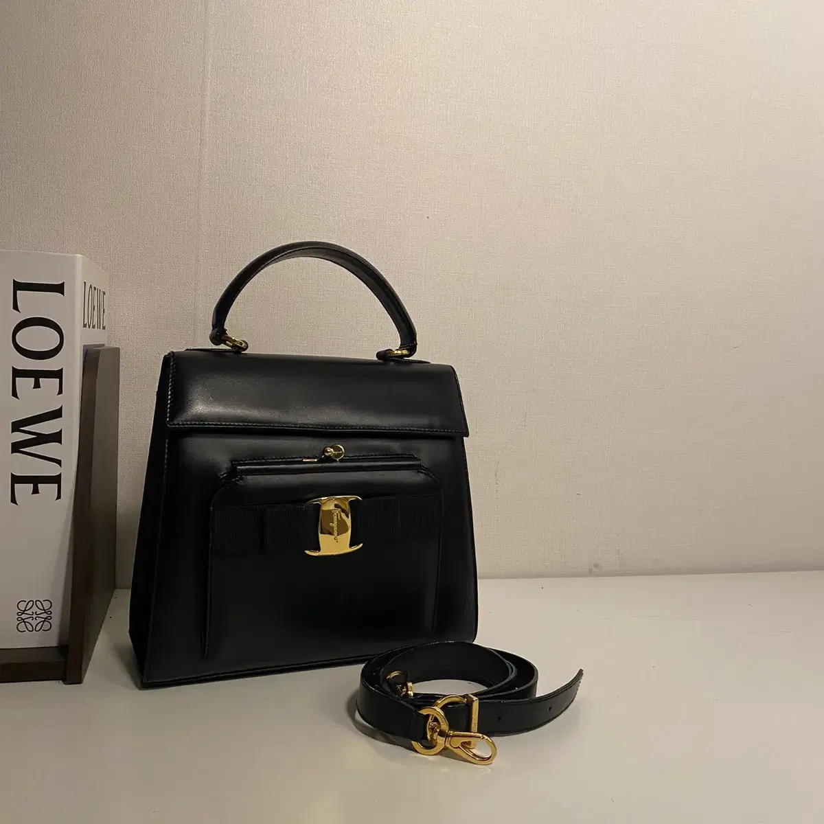 FERRAGAMO/빈티지 페레가모 블랙 레더 바라보우 켈리백 /투웨이백