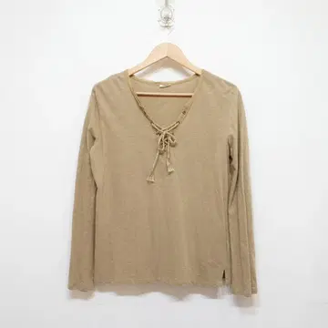 nowos 레이스업 티셔츠 상의 LACE-UP T-SHIRT