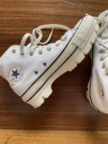 CONVERSE ALL STAR 화이트 하이컷 스니커즈