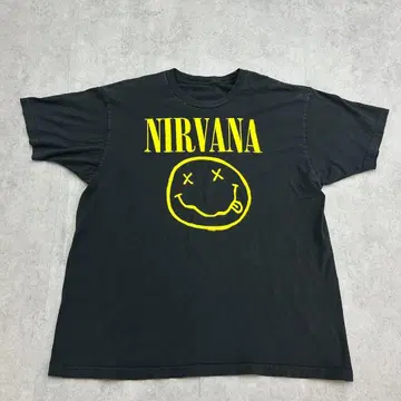 공식 NIRVANA 스마일 상의 반팔 티셔츠 구제 의류 블랙 검정