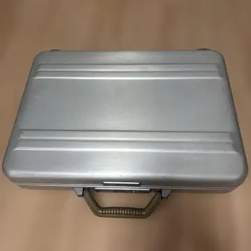 ZERO HALLIBURTON 알루미늄 비즈니스 백