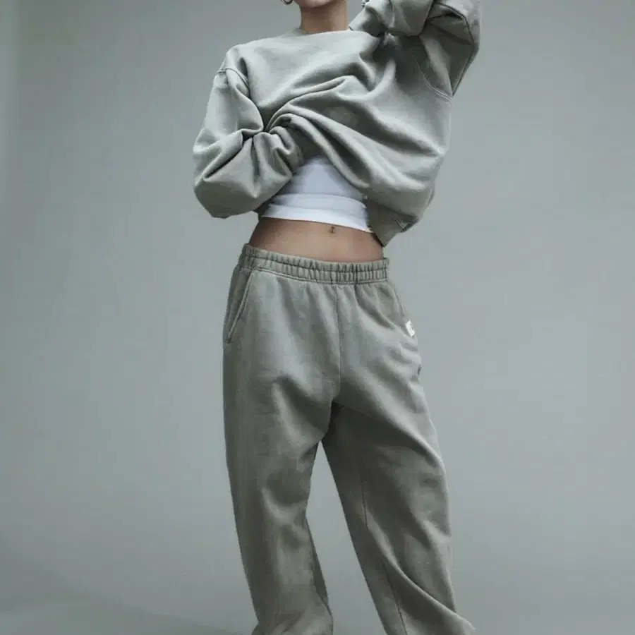 GLOWNY | 글로니 Glowny G CLASSIC WASHED CROP ZIP UP Set-up