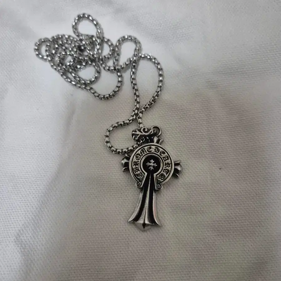 크롬하츠 목걸이팝니다