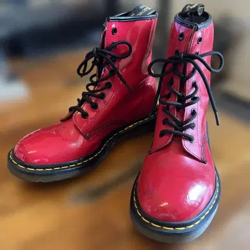 닥터마틴 부츠 레드 24.5cm