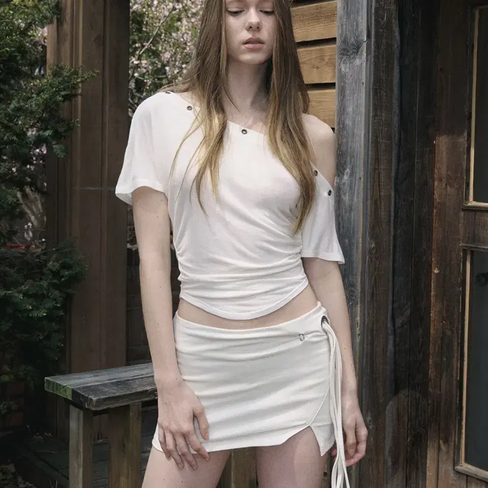 BONNE Skirt Star Rivet Pleated Skort Size 1 #본네 on Bunjang