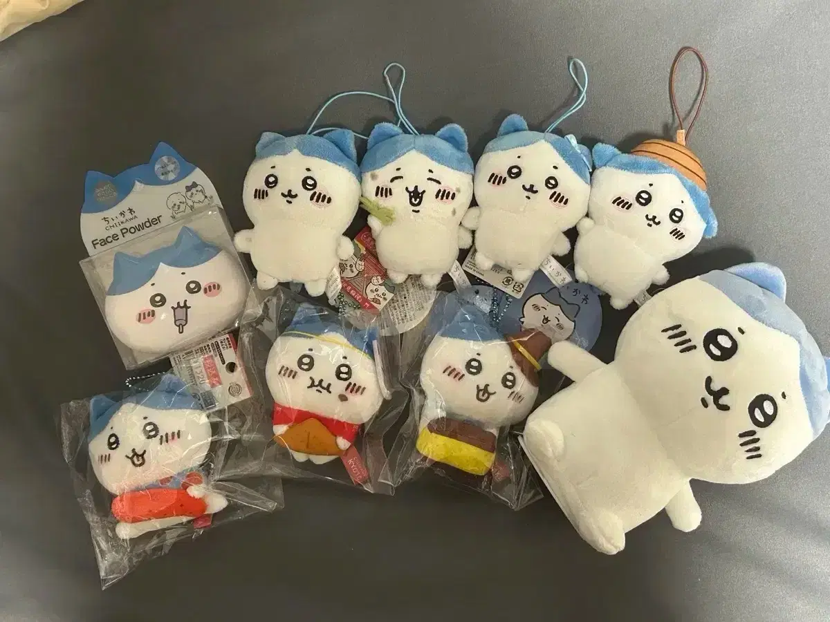 하치와레 키링, 인형, 말하는 인형
