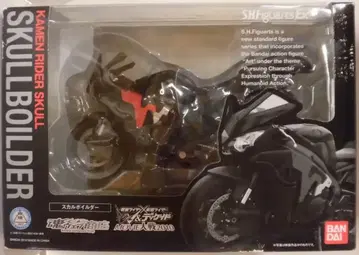 반다이 S.H.Figuarts 가면라이더 W (더블) 스컬 보일더