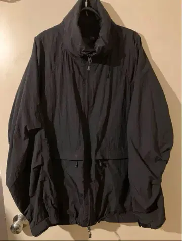 다이와 PIER39 Tech Windbreaker Jacket M