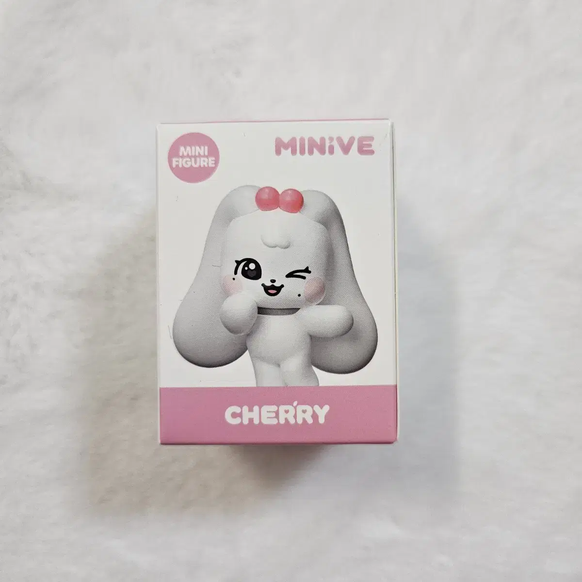 IVE minive popup ユジン　まとめ売り 7110484201.g_300-w-st_g.jpg