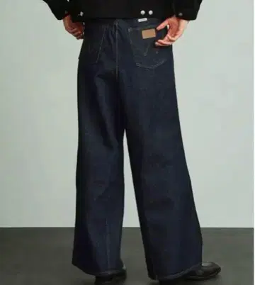Wrangler 와이드 플레어 데님