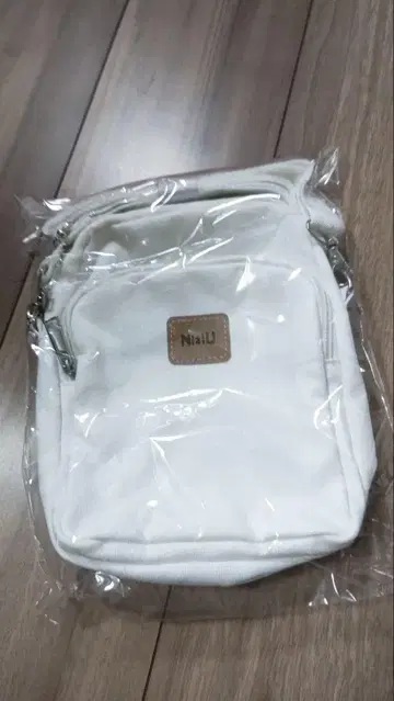 코코넛 페스티벌 마야 프로듀스 바디 미니 백