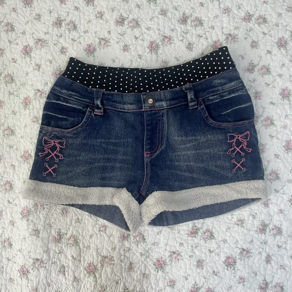 Boa Fleece Shorts / Gyaru Shorts