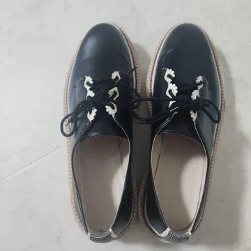 자라 로퍼