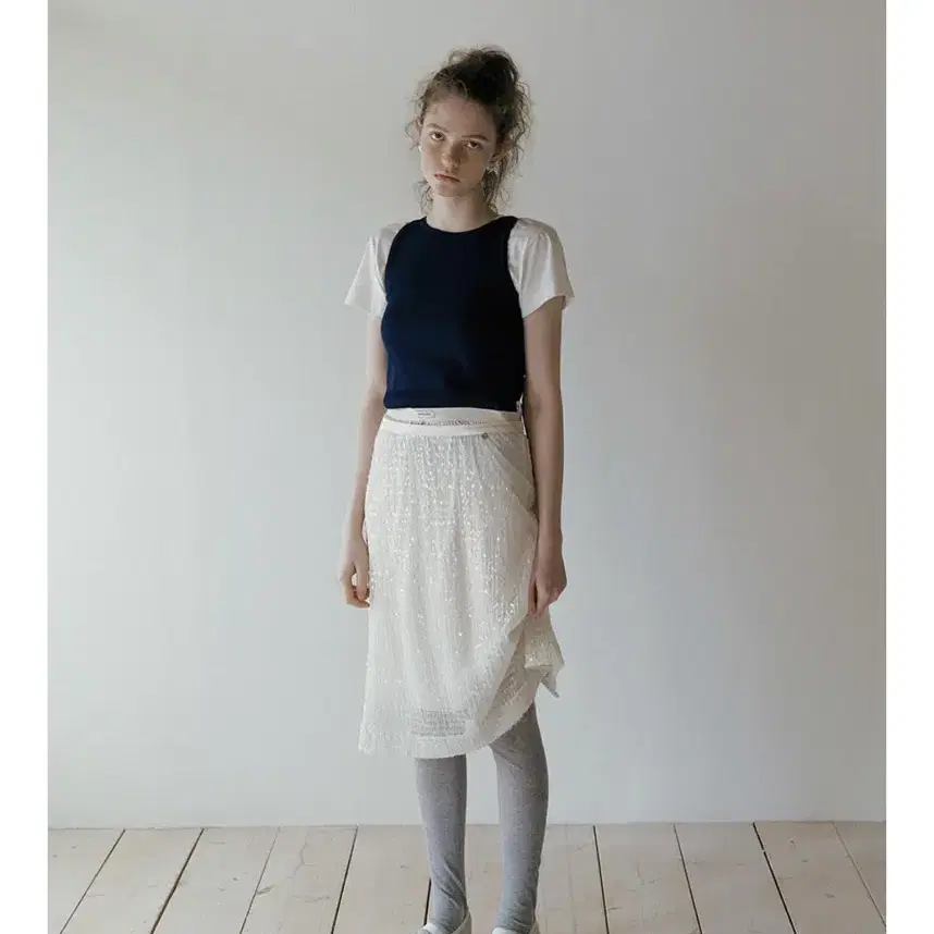 韓国商品/OVERDUEFLAIR DRAPED TURN OVER SKIRT OVERDUEFLAIR DRAPED TURN OVER SKIRT Melange Gray on Bunjang