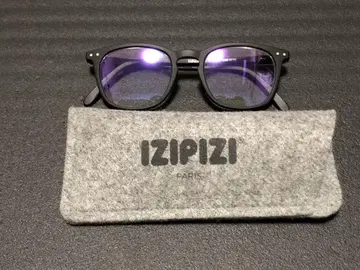 IZIPIZI 블랙 스퀘어형 안경