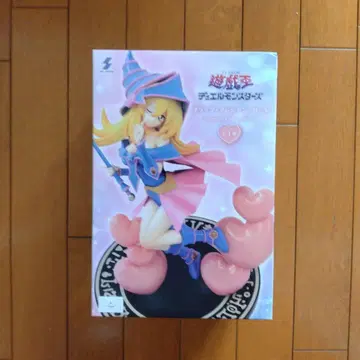 유희왕 듀얼몬스터즈 블랙 매지션 걸 피규어