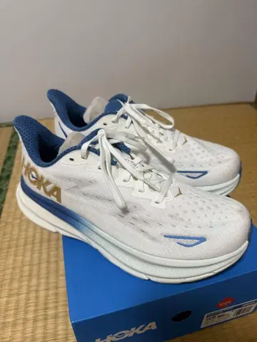 호카 HOKA 남성용 클리프톤 9 와이드 러닝화 특이한 색상