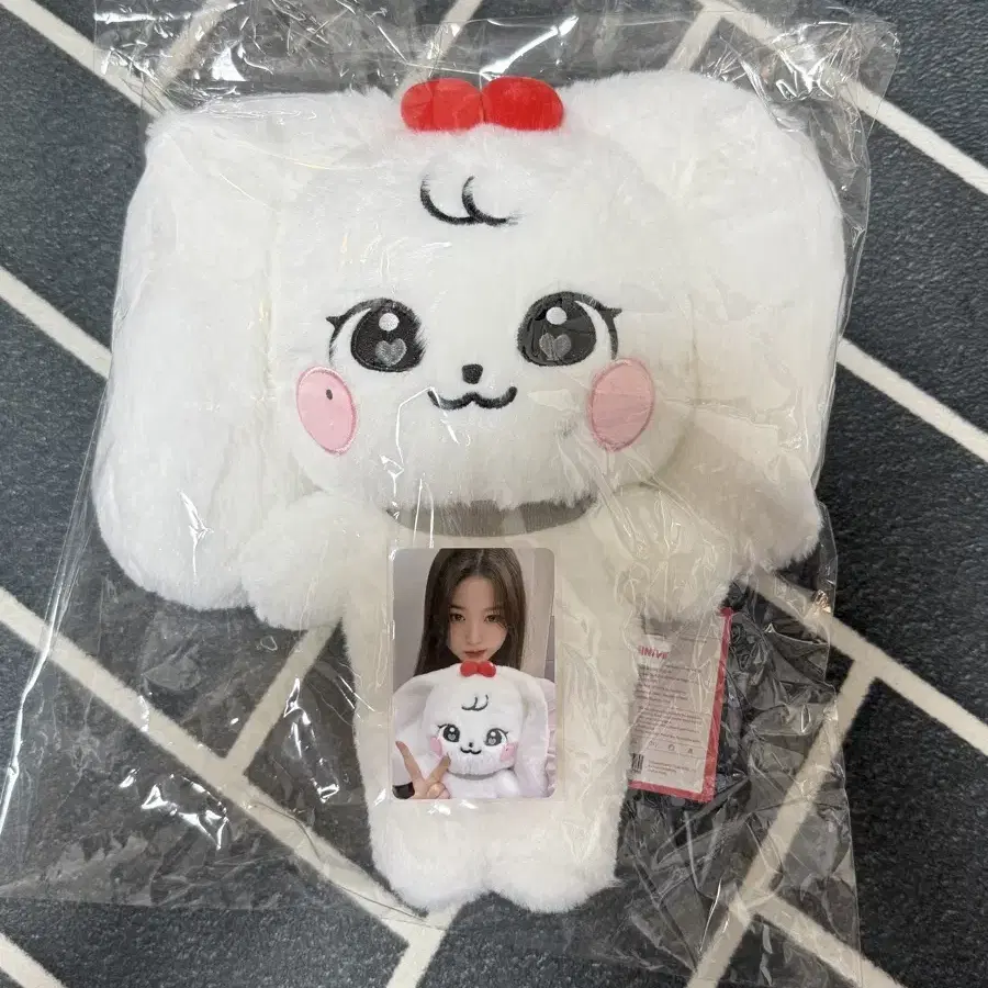 minive 30cm ぬいぐるみ　チェリー Amazon.co.jp: IVE ウォニョン minive チェリー cherry