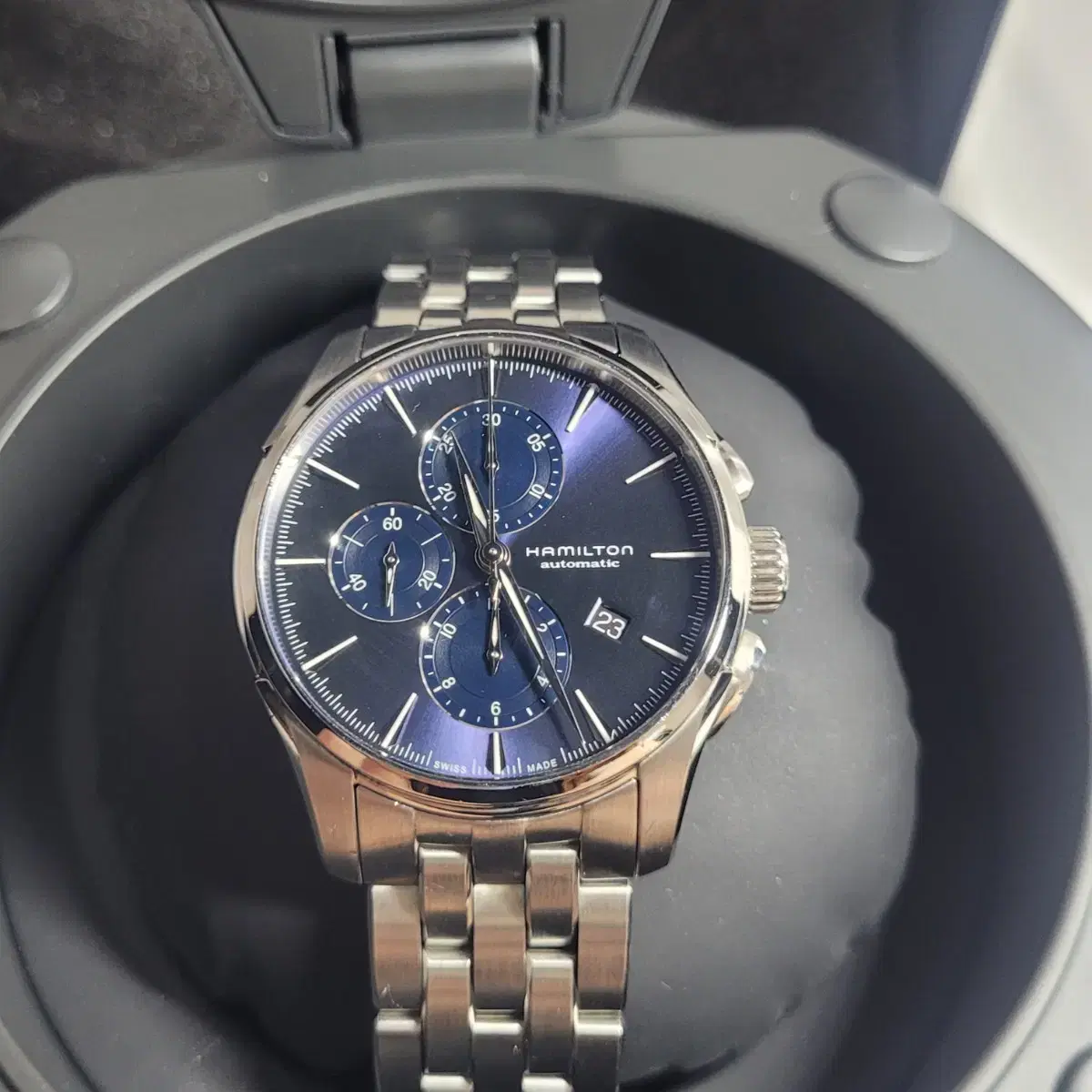 Hamilton Jazzmaster Automatic Chrono Blue Dial Watch.