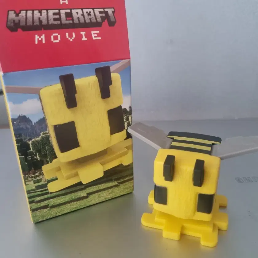 I sell McDonald's Minecraft Bee Happy on Bunjang Global