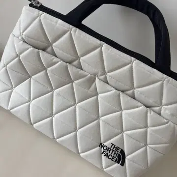 THE NORTH FACE 퀼팅 핸드백
