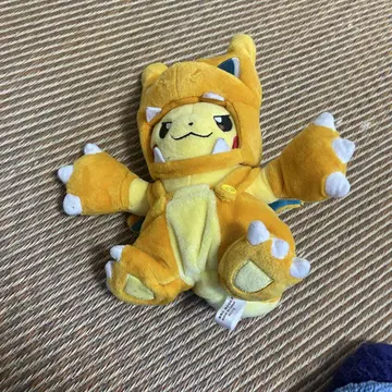 피카츄 봉제 인형 공룡 모자 포함 약 20cm