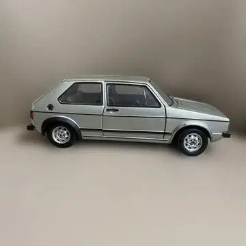 실버 GTI 해치백 미니카