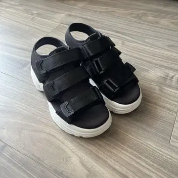 지유 통굽 스포츠 샌들 블랙 23cm