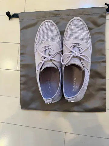 히메코 스니커즈