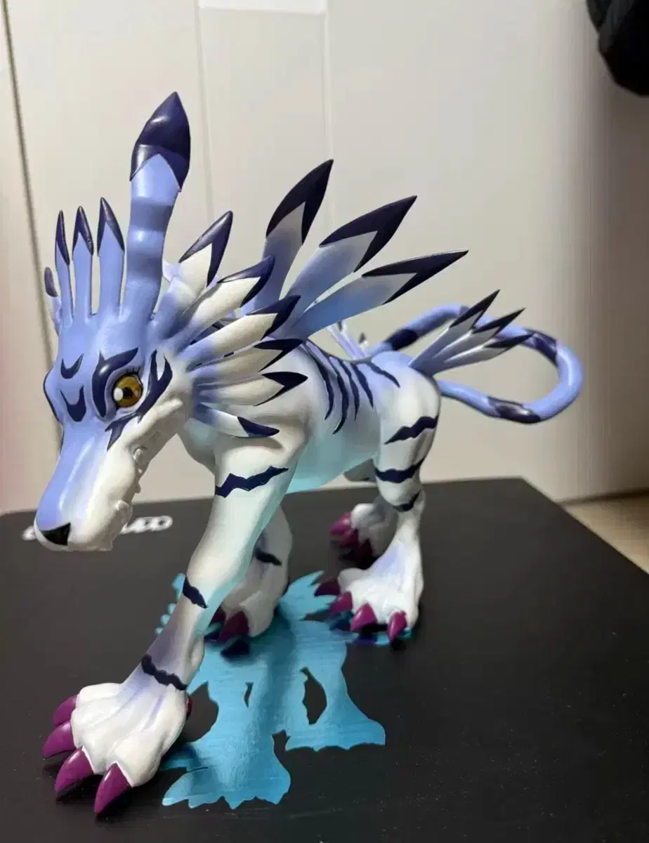 Evo Garurumon Resin Digimon
