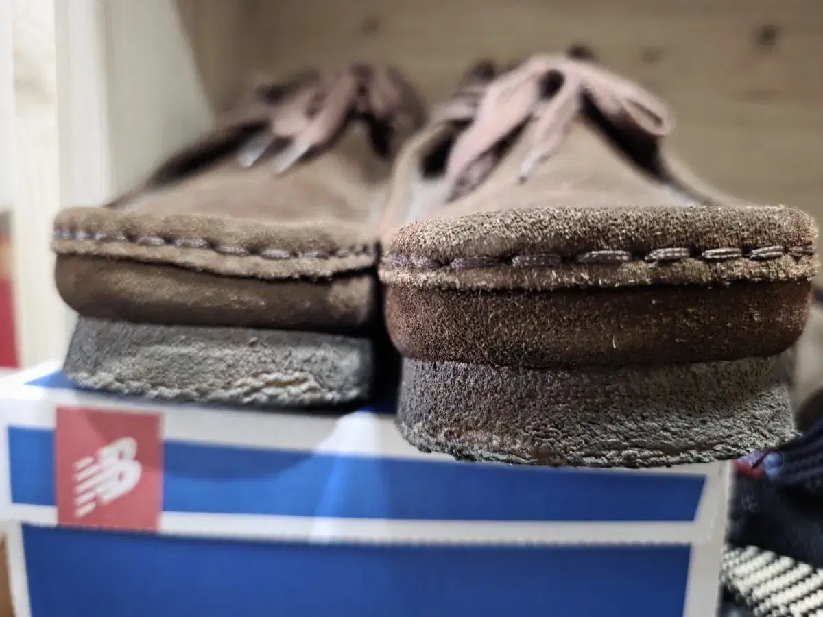 Clarks Wallabee 265 + Galaxy Watch bulk