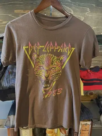 Def Leppard 데프 레파드 반팔 티셔츠 밴딩 티셔츠 그레이