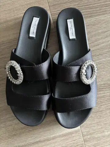 UNITED ARROWS 비쥬 뮬 블랙