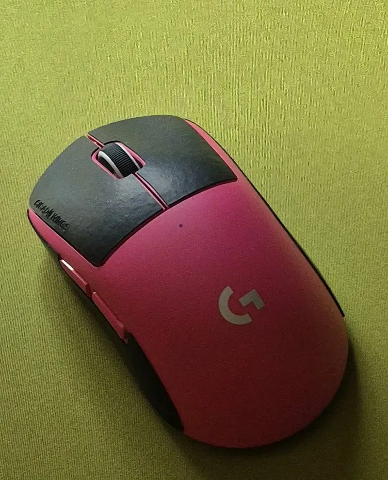 G Pro X Superlight 2 Magenta