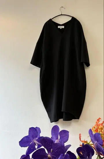 엔폴드 코쿤 원피스 블랙