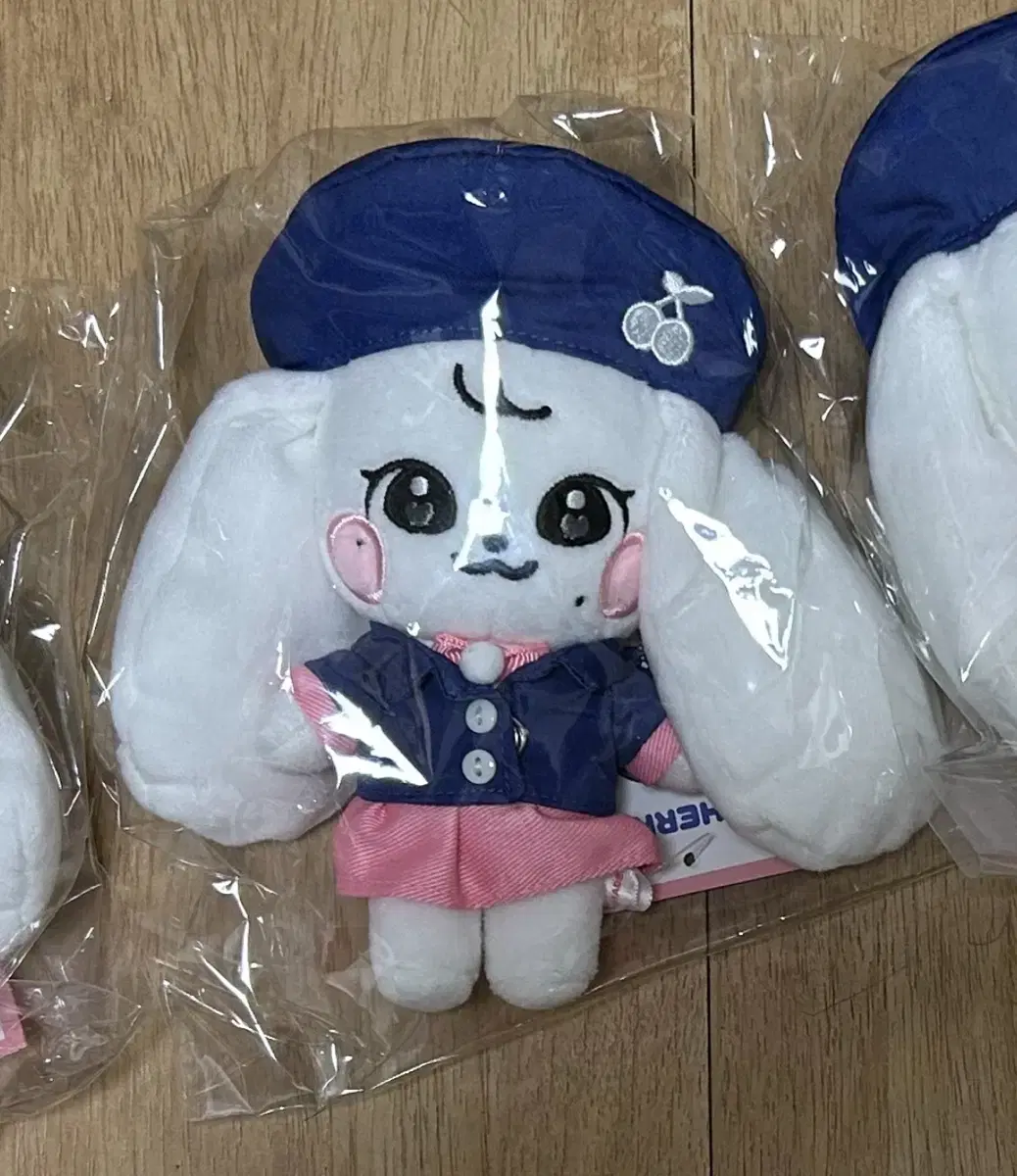 (새상품) 아이브 미니브 스쿨 플러시 키링 체리 장원영