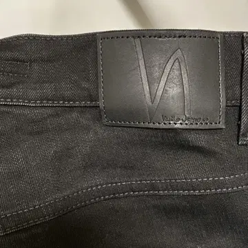 Nudie jeans 블랙 스트레이트 데님 31