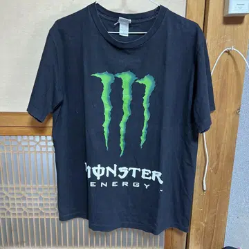 MONSTER ENERGY 몬스터 블랙 티셔츠 L 짧은 티셔츠