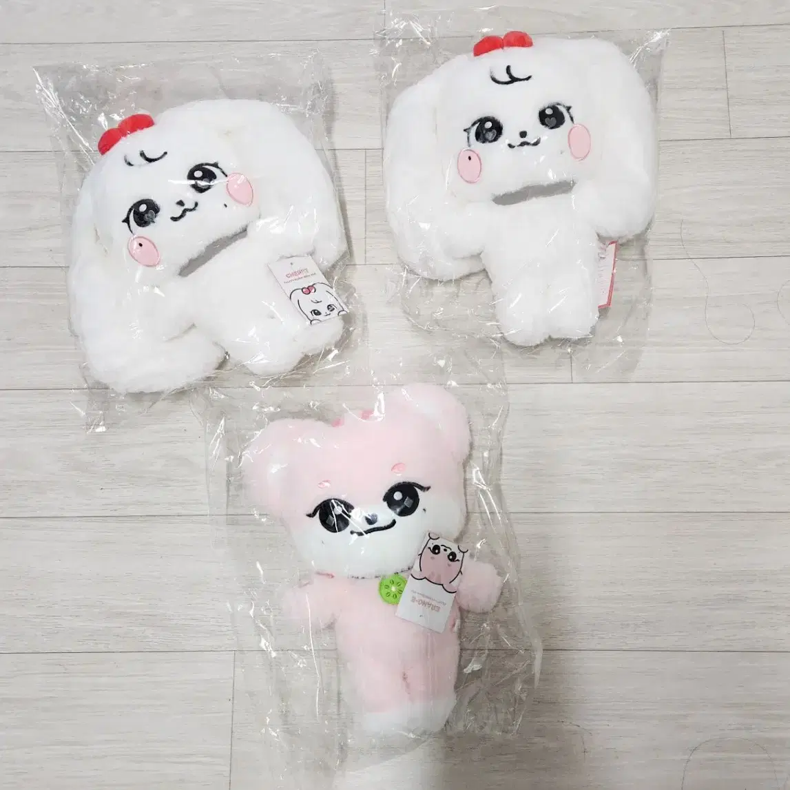 IVE | 아이브 Ive minive 30cm Fluffy Plush Doll on Bunjang
