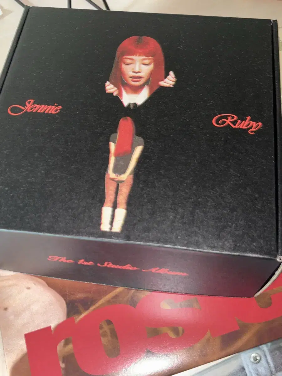 제니 정규앨범 박스세트 (디지팩 cd + 티셔츠S + 친필사인) 제니사인