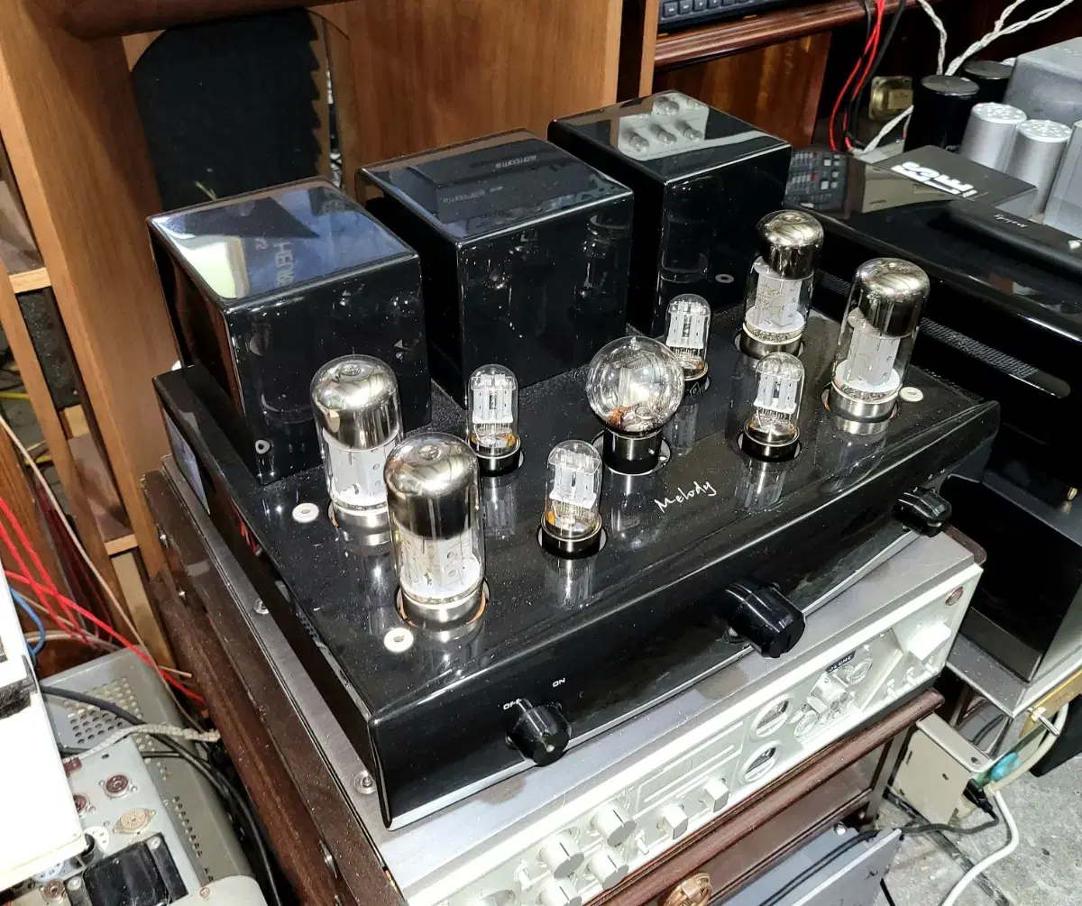 *MELODY ASTRO Vacuum Tube Integrated Amplifier